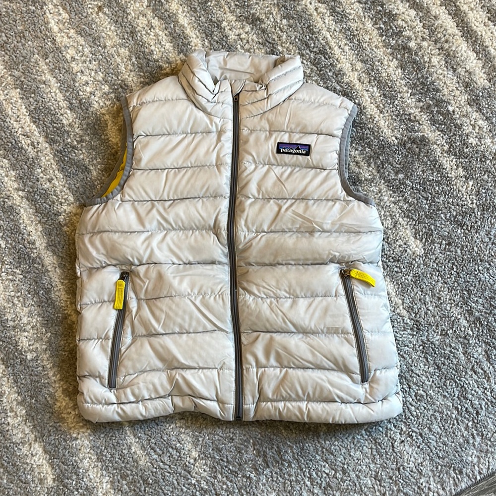 Patagonia down vest, kids small (7-8)